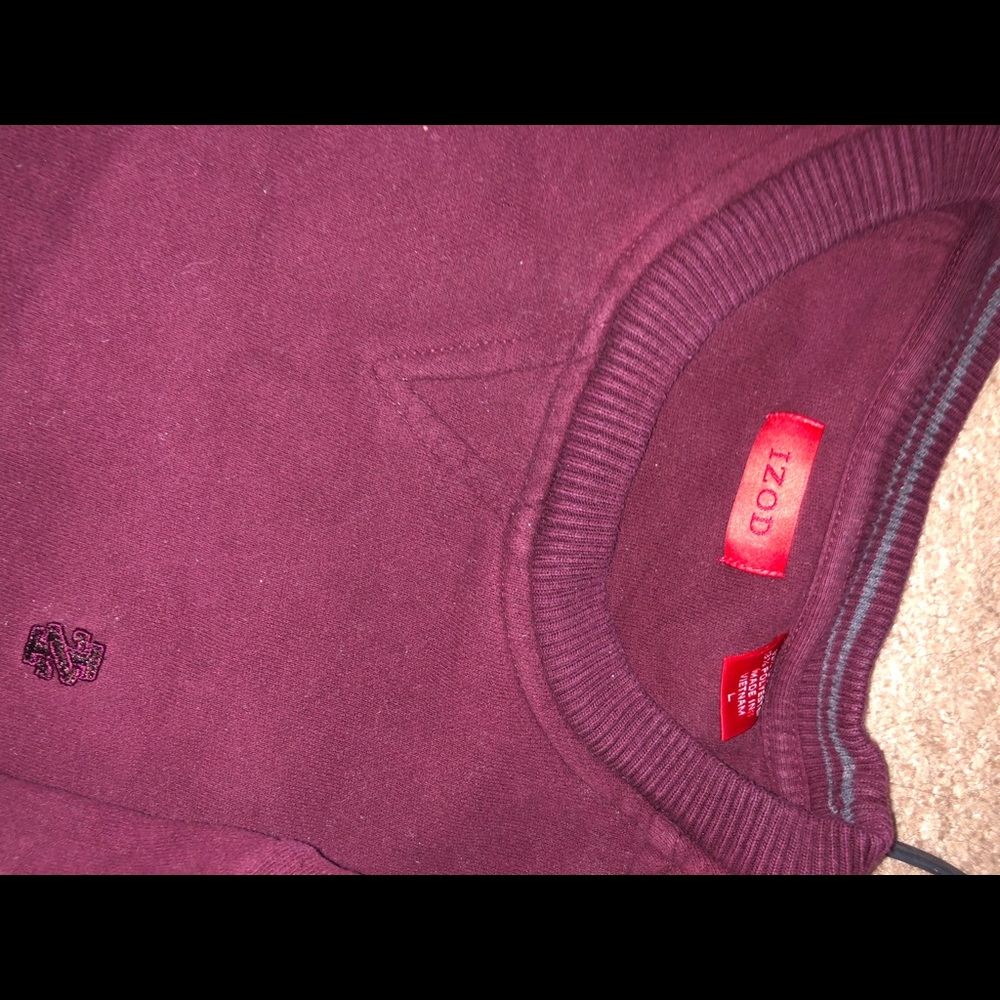 Burgundy crewneck